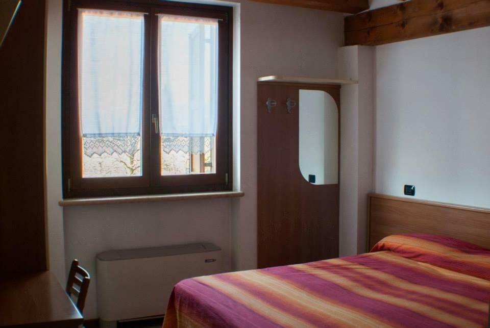 Agriturismo Fior Di Maggio Pescantina ภายนอก รูปภาพ