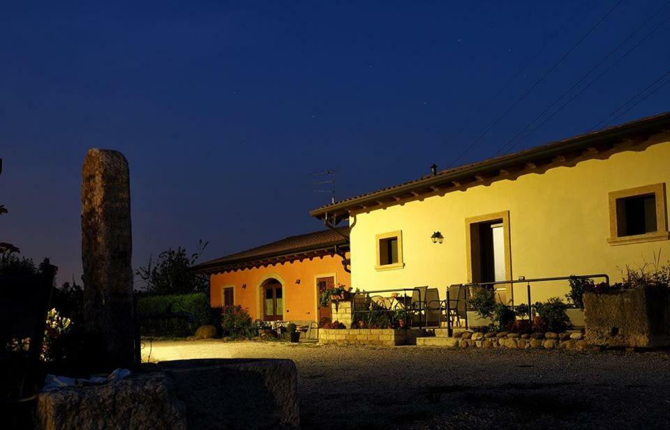 Agriturismo Fior Di Maggio Pescantina ภายนอก รูปภาพ